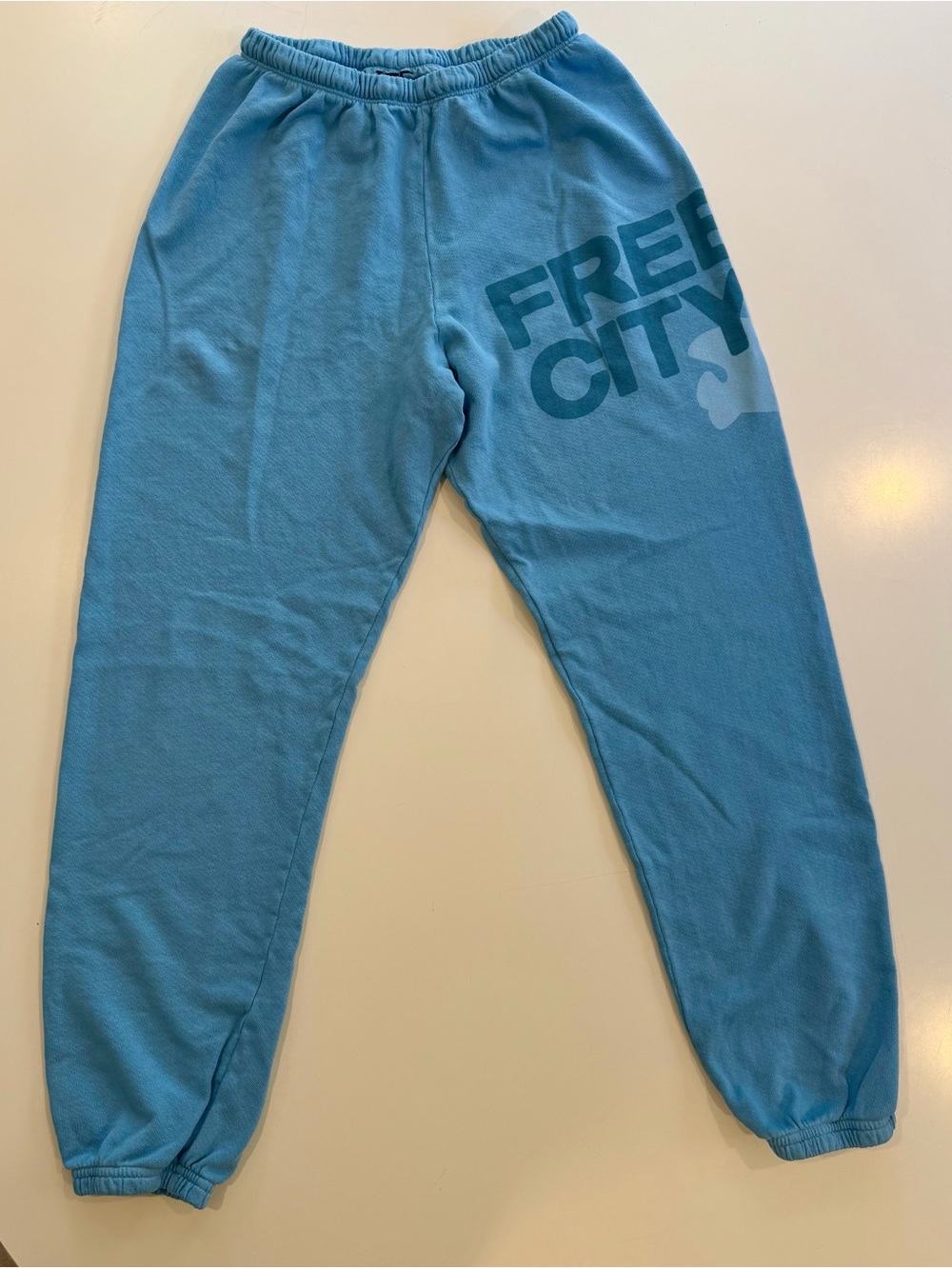 FreeCity Sweatpant Bluemilk XS brand new